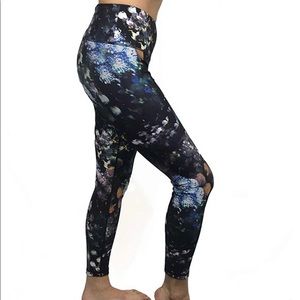 Women’s Compression High Rise 7/8 Length Leggings, Small, NWT